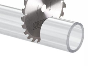 Cięcie rur z poliwęglanu litego